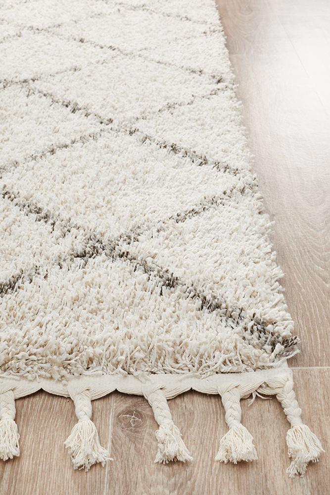Chunky Thick Style Rug Fringed end edges